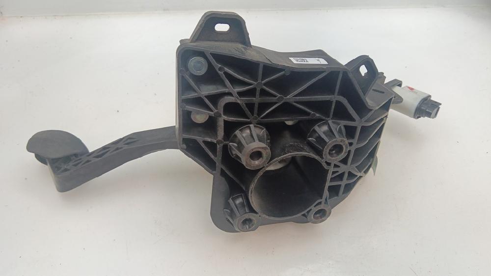 PEDAL FRENO PEUGEOT 208 1.5 MT 102CV | 75KW