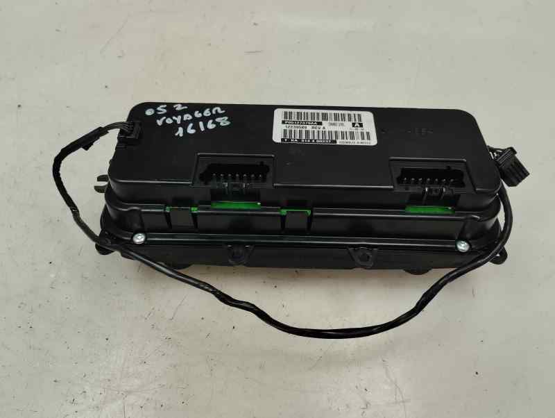 MANDO CLIMATIZADOR CHRYSLER VOYAGER 2.5 D MT 143CV