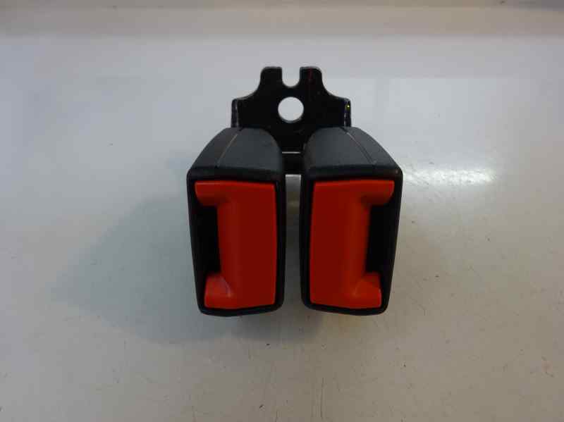 ANCLAJE CINTURON TRASERO DERECHO FORD FOCUS 1.0 ECOBOOST MT 125CV