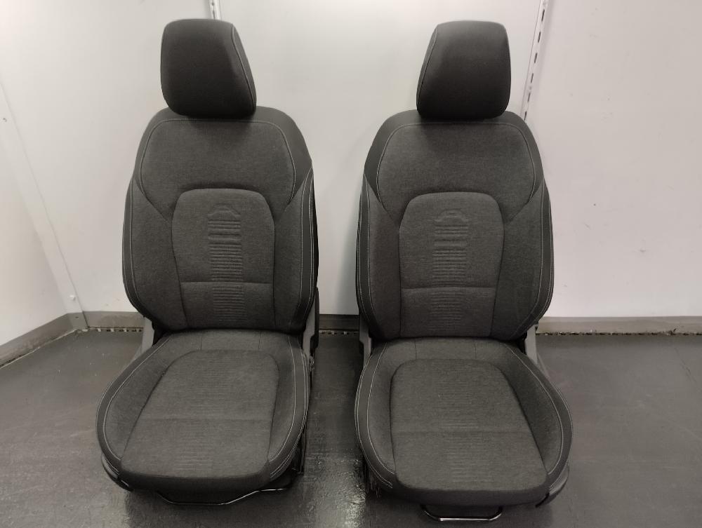 JUEGO ASIENTOS COMPLETO FORD FOCUS 1.0 ECOBOOST MT 100CV | 74KW