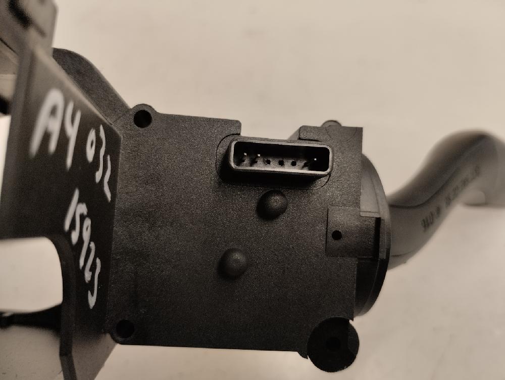 MANDO INTERMITENTES AUDI A4 2003 1.9 TDI 6MT 130CV