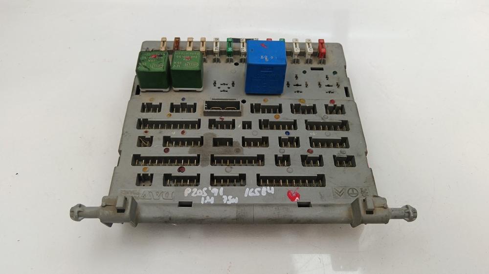 CAJA RELES FUSIBLES PEUGEOT 205 1.4 MT 75CV