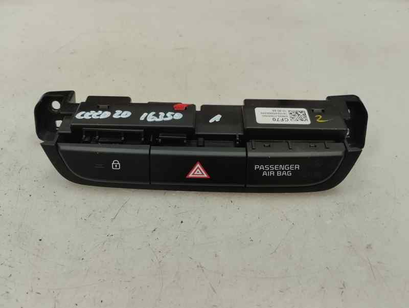 WARNING KIA CEED 1.6 CRDI MT 136CV