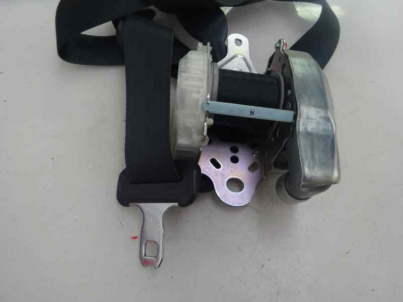 CINTURON SEGURIDAD DELANTERO DERECHO PEUGEOT 107 1.0 MT 68CV | 50KW