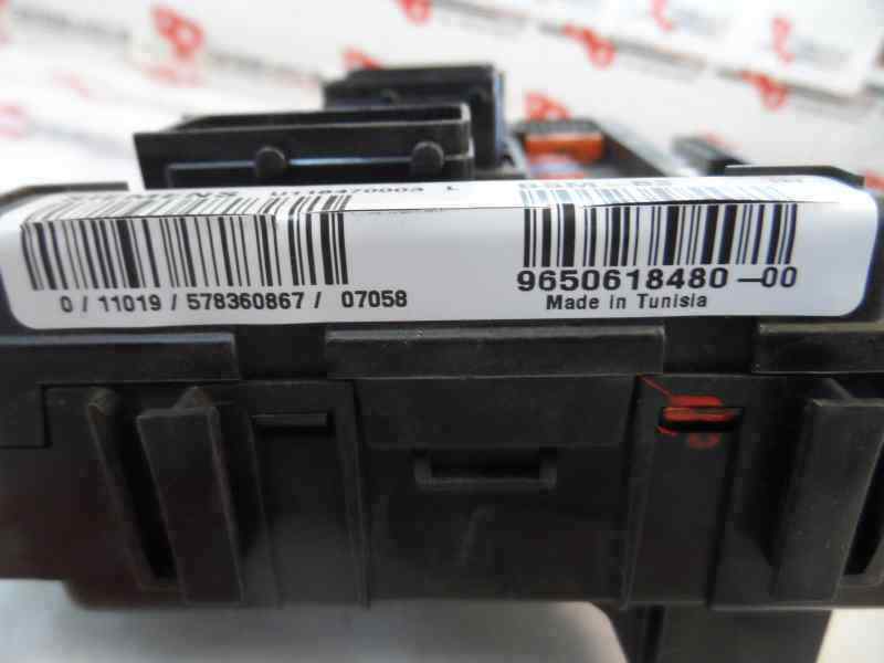 CAJA RELES FUSIBLES CITROEN XSARA PICASSO 2007 1.6 HDI 80CV DIESEL