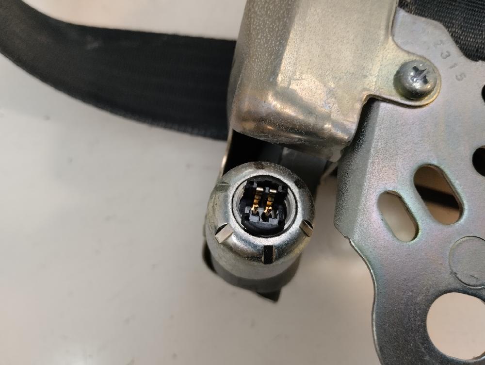CINTURON SEGURIDAD DELANTERO DERECHO TOYOTA COROLLA VERSO 2.2 TD MT 136CV