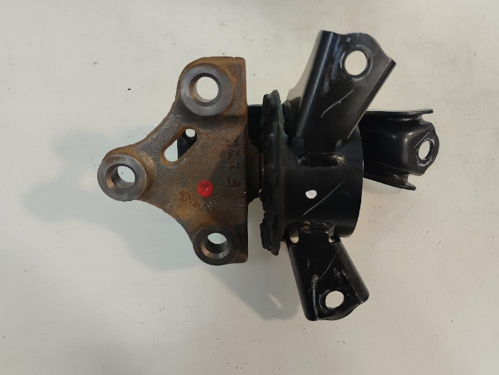 SOPORTE CAMBIO MITSUBISHI SPACE STAR 1.2 MT 80CV | 59KW