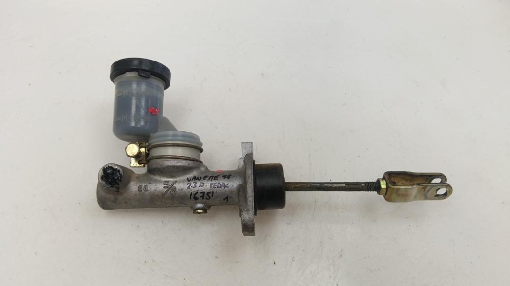 BOMBA EMBRAGUE NISSAN VANETTE 2.3 D 75CV