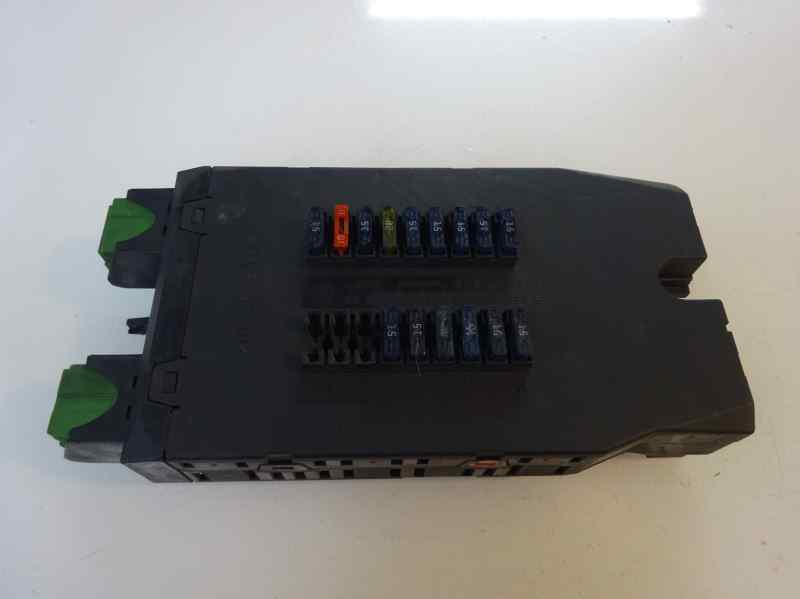 CAJA RELES FUSIBLES MERCEDES BENZ VITO 2000 2.2 AT 102CV | 75KW