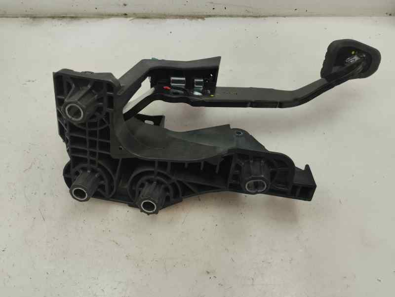 PEDAL FRENO RENAULT CLIO 1.5 MT 101CV