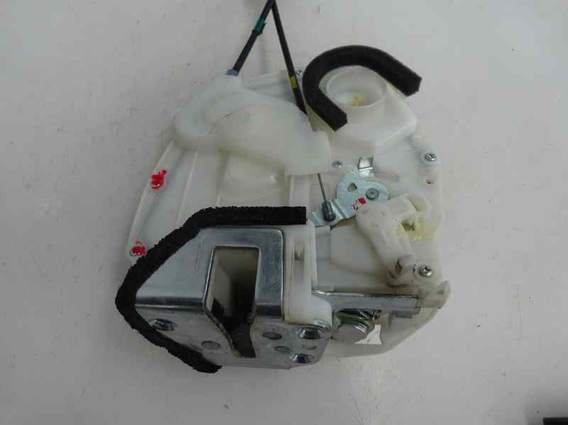 CERRADURA PUERTA TRASERA IZQUIERDA SUZUKI SWIFT 2008 1.3 MT 67CV