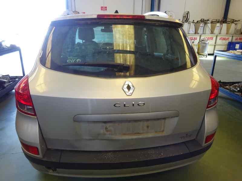 CAJA RELES FUSIBLES RENAULT CLIO 2009 1.5 DCI MT 86CV