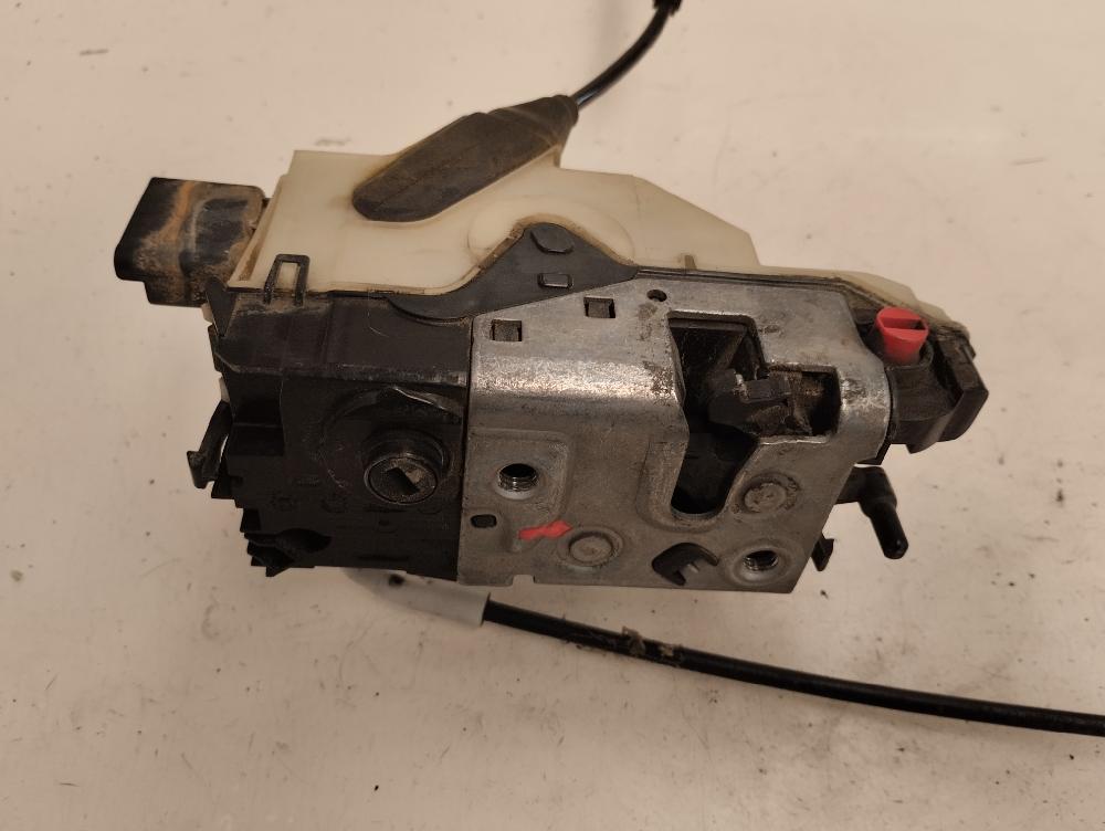 CERRADURA PUERTA TRASERA DERECHA PEUGEOT 208 1.4 HDI MT 68CV