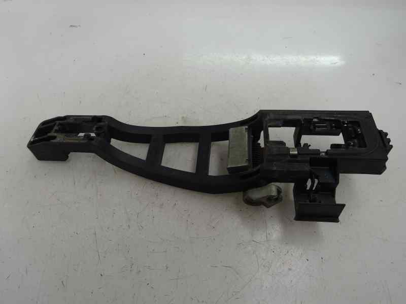 SOPORTE MANETA EXTERIOR PUERTA TRASERA IZQUIERDA FORD SMAX 2.0 TDCI MT 140CV | 103KW