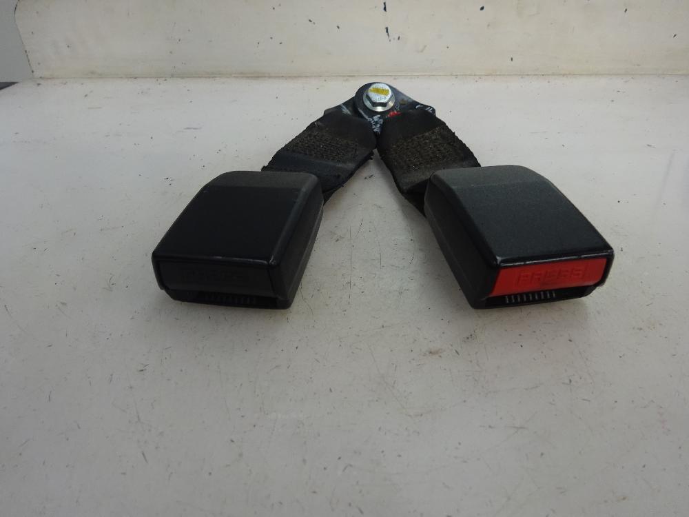 ANCLAJE CINTURON TRASERO IZQUIERDO DACIA SANDERO 1.5 DCI MT 68CV