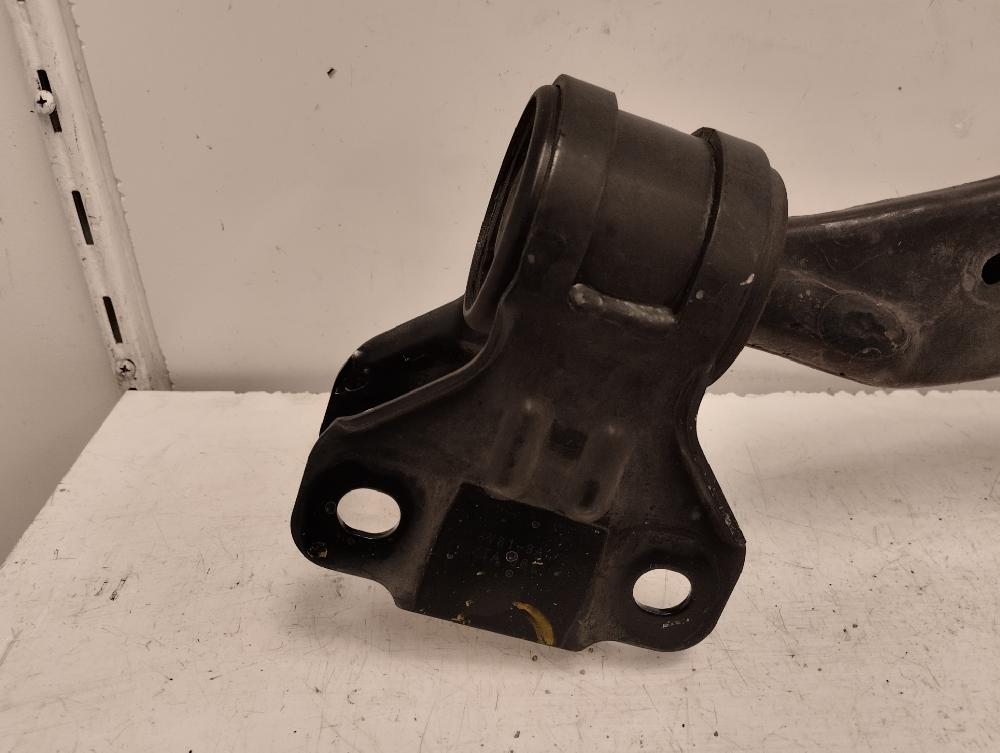 BRAZO SUSPENSION INFERIOR DELANTERO IZQUIERDO MAZDA 3 2.2 CITD MT 150CV