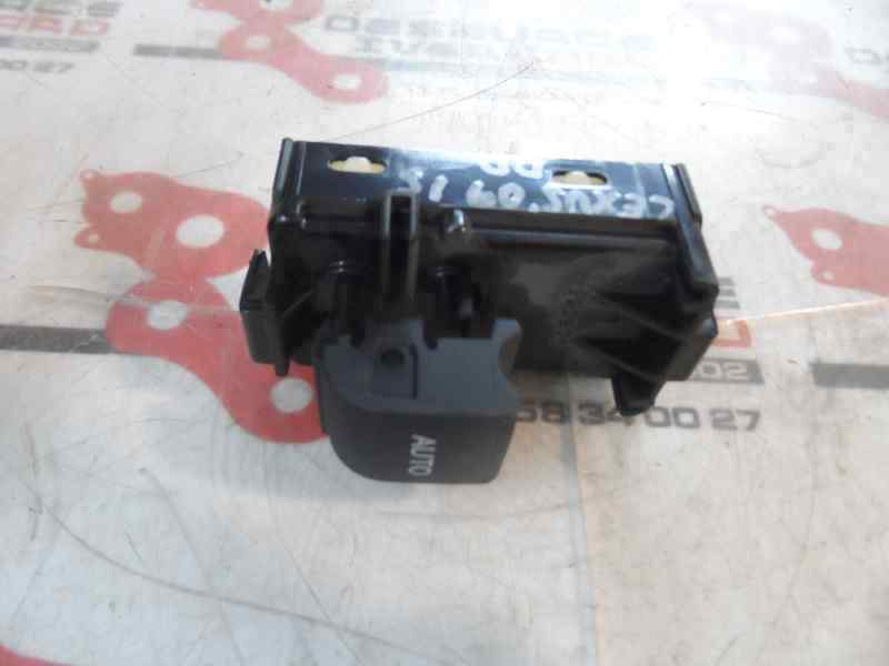 MANDO ELEVALUNAS DELANTERO DERECHO TOYOTA YARIS OTROS