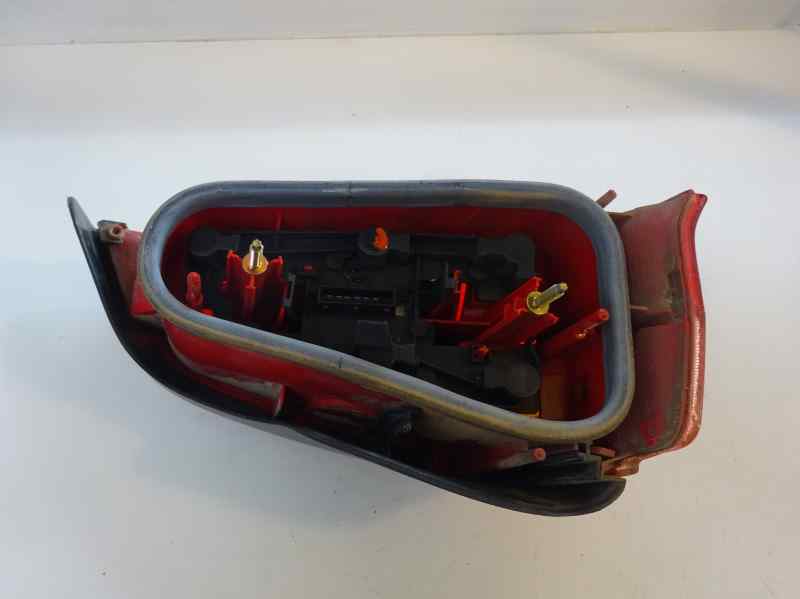 PILOTO TRASERO DERECHO PEUGEOT 106 1.5 D MT 57CV