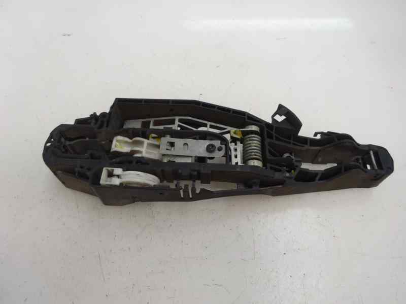 SOPORTE MANETA EXTERIOR DELANTERA DERECHA CITROEN C4 1.6 90CV HDI FAP