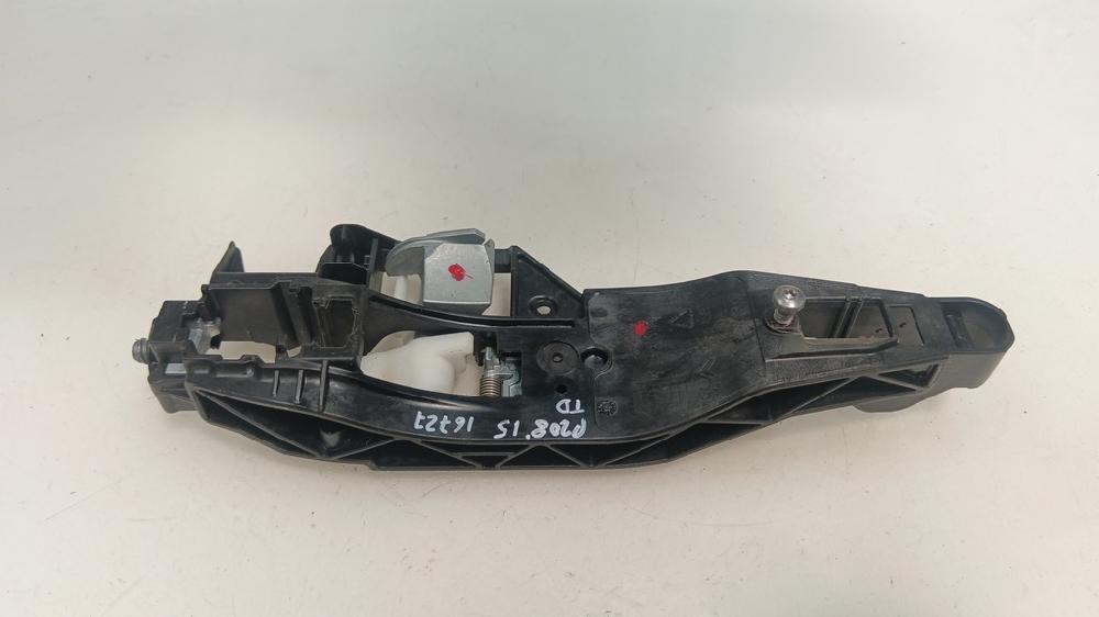 SOPORTE MANETA EXTERIOR PUERTA TRASERA DERECHA PEUGEOT 208 1.2 VTI ETG 82CV