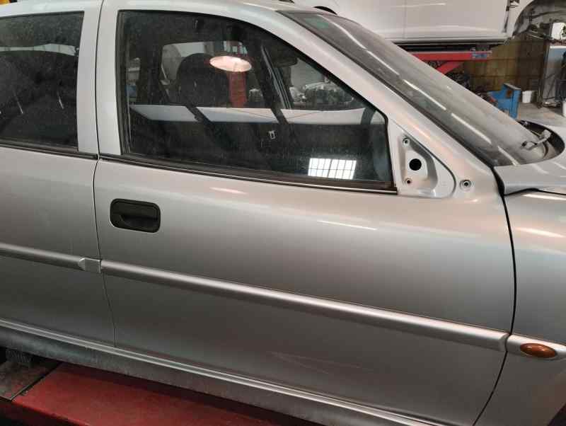 PUERTA DELANTERA DERECHA OPEL VECTRA 2.0 DTI MT 101CV | 74KW