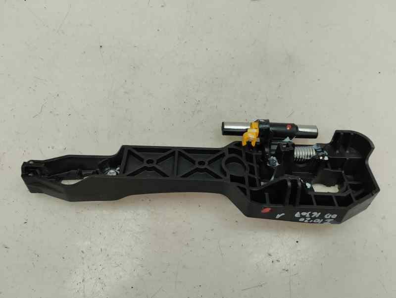 SOPORTE MANETA EXTERIOR DELANTERA DERECHA HYUNDAI I10 1.0 MT 67CV | 49KW