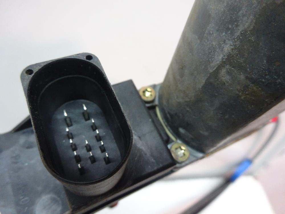 ELEVALUNAS TRASERO IZQUIERDO AUDI A3 1.6 MT 102CV
