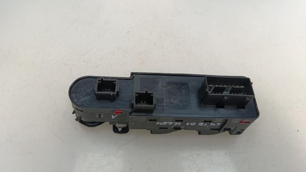 MANDO ELEVALUNAS DELANTERO IZQUIERDO CITROEN C4 2018 1.6 MT 100CV | 73KW