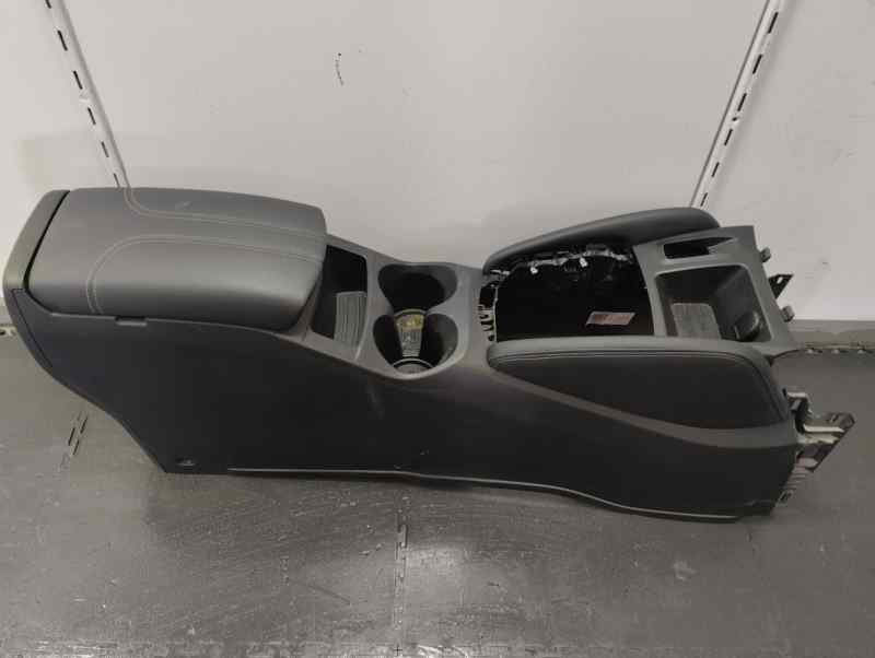 JUEGO ASIENTOS COMPLETO NISSAN QASHQAI 2021 1.3 MT 158CV | 116KW