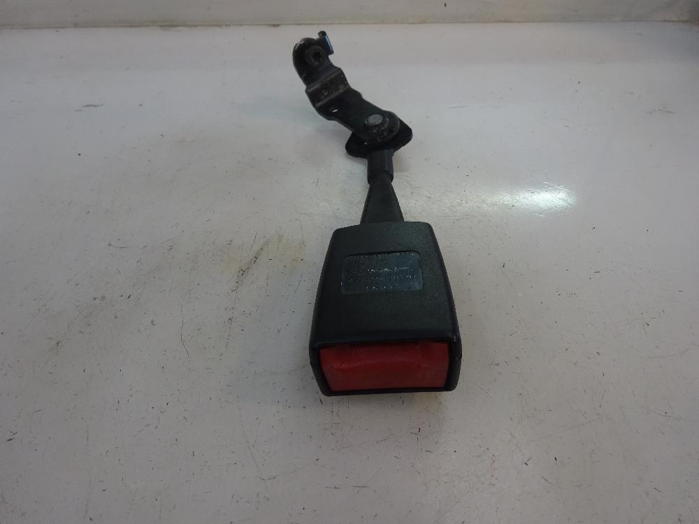 ANCLAJE CINTURON DELANTERO DERECHO AUDI A4 2003 1.9 TDI 6MT 130CV