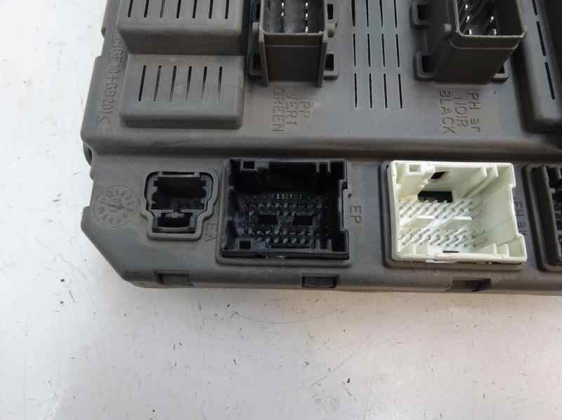 CAJA RELES FUSIBLES CITROEN C5 2001 2.0 HDI MT 109CV