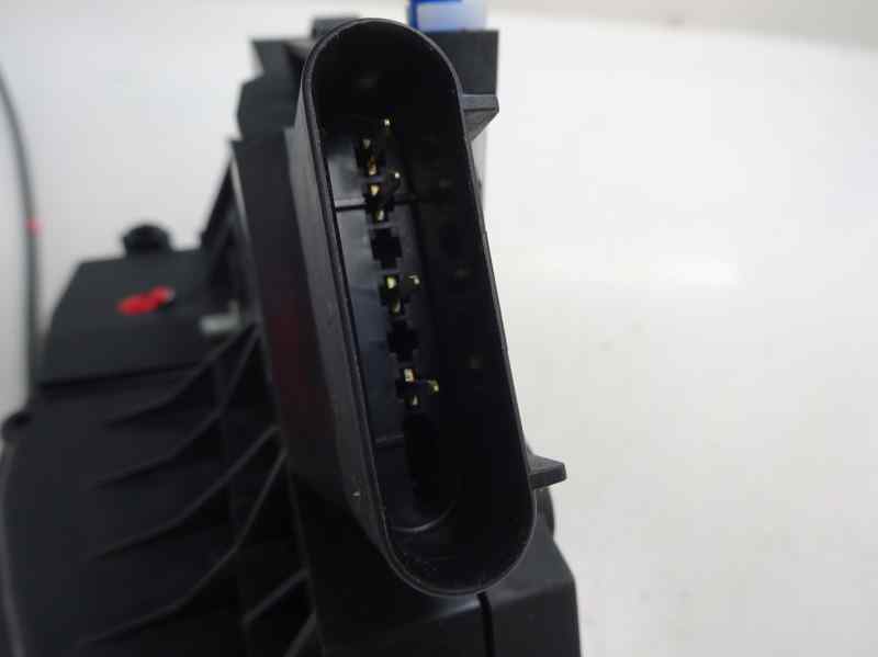 CERRADURA PUERTA DELANTERA DERECHA FORD FIESTA 1.25 MT 82CV