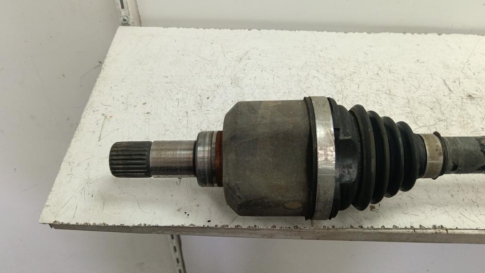 TRANSMISION DELANTERA IZQUIERDA CITROEN C4 CACTUS 1.6 MT 99CV | 73KW