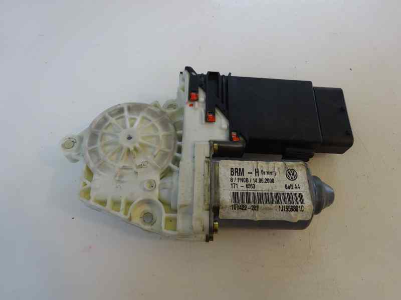 MOTOR ELEVALUNAS DELANTERO IZQUIERDO VOLKSWAGEN GOLF 1.9 TDI MT 90CV