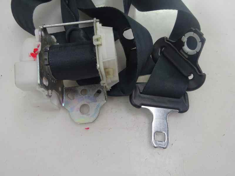 CINTURON SEGURIDAD TRASERO DERECHO PEUGEOT 107 1.0 MT 68CV | 50KW