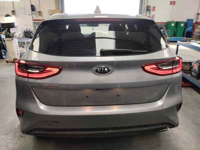 CLAXON KIA CEED 1.6 CRDI MT 136CV