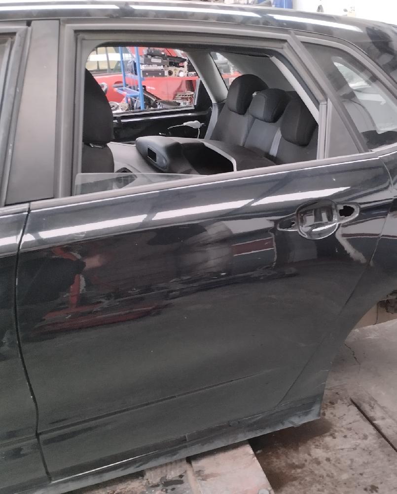 PUERTA TRASERA IZQUIERDA CITROEN C4 1.4 MT 95CV