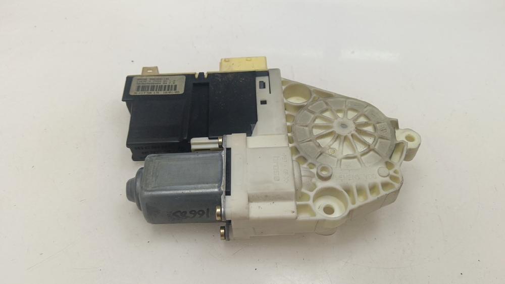 MOTOR ELEVALUNAS DELANTERO DERECHO CITROEN C4 1.6 HDI MT 110CV
