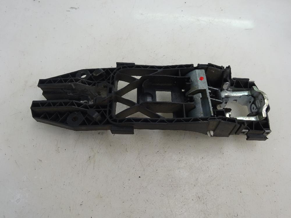 SOPORTE MANETA EXTERIOR DELANTERA IZQUIERDA SEAT IBIZA 1.6 TDI MT 90CV