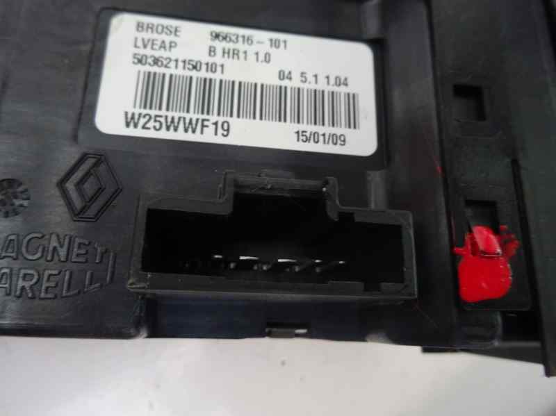 MOTOR ELEVALUNAS DELANTERO IZQUIERDO RENAULT MEGANE 2009 1.5 DCI MT 106CV