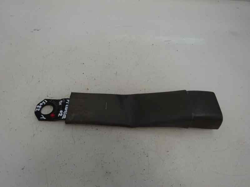ANCLAJE CINTURON DELANTERO IZQUIERDO CHRYSLER PT CRUISER 1.6 MT 115CV