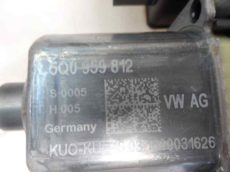 MOTOR ELEVALUNAS TRASERO DERECHO VOLKSWAGEN GOLF 1.4 TSI MT 125CV | 92KW