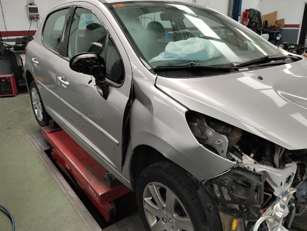 CAJA RELES FUSIBLES PEUGEOT 207 2009 1.6 HDI MT 90CV