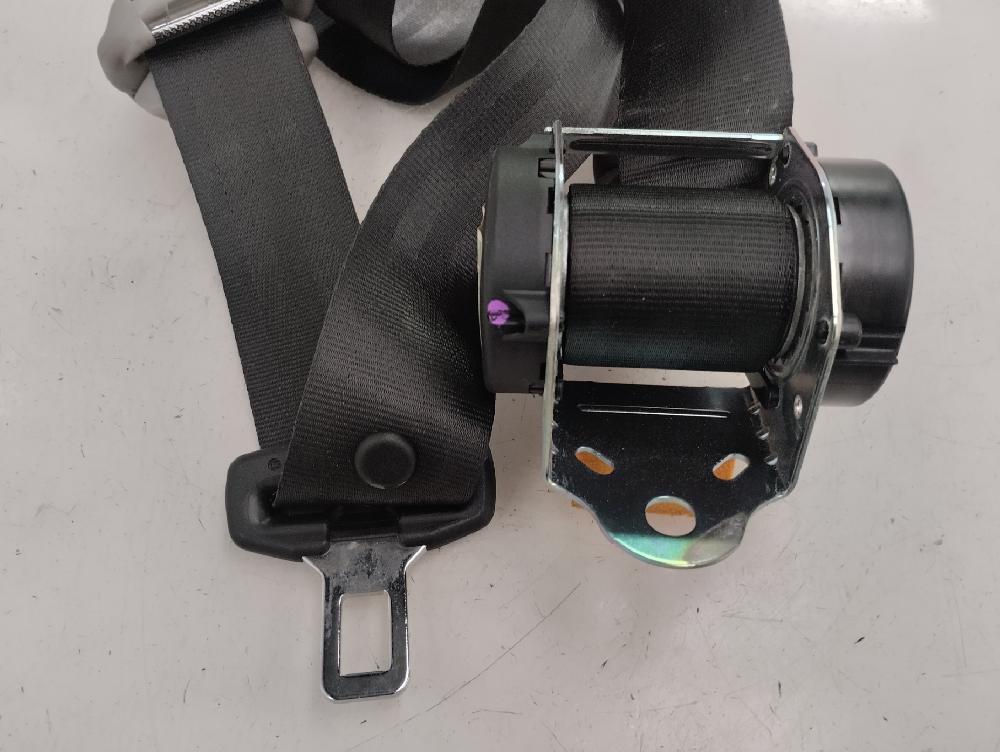 CINTURON SEGURIDAD TRASERO DERECHO TOYOTA VERSO 1.6 MT 133CV