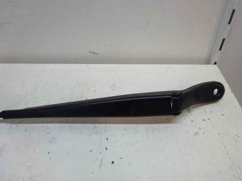 BRAZO LIMPIA DELANTERO DERECHO PEUGEOT 2008 1.2 VTI MT 82CV