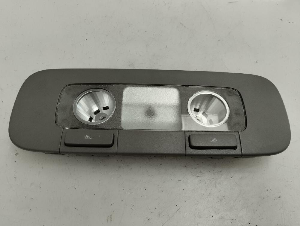 LUZ INTERIOR VOLKSWAGEN PASSAT 2.0 TDI 4MOTION DSG 170CV