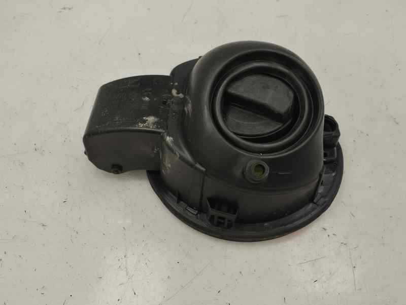TAPA EXTERIOR COMBUSTIBLE SKODA FABIA 1.0 MT 75CV
