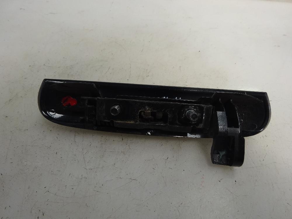 MANETA EXTERIOR TRASERA IZQUIERDA MITSUBISHI COLT 1.3 MT 95CV