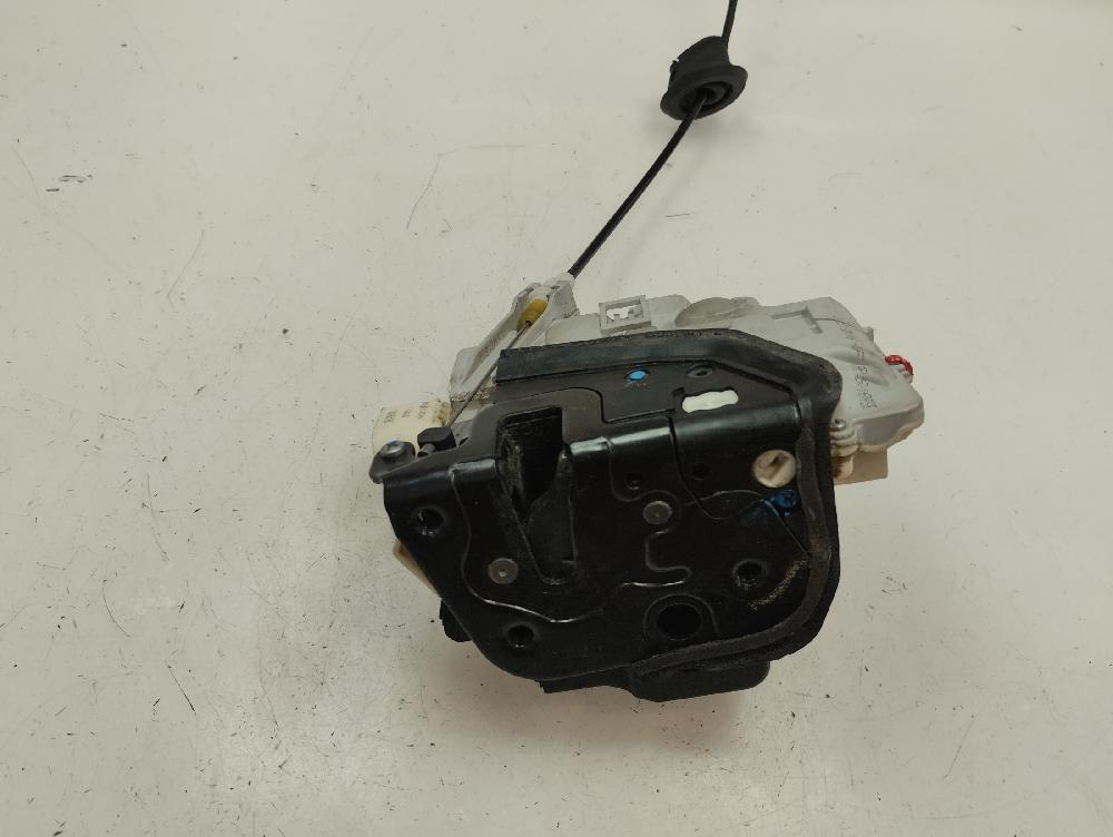 CERRADURA PUERTA DELANTERA DERECHA AUDI A4 2.0 MT 131CV