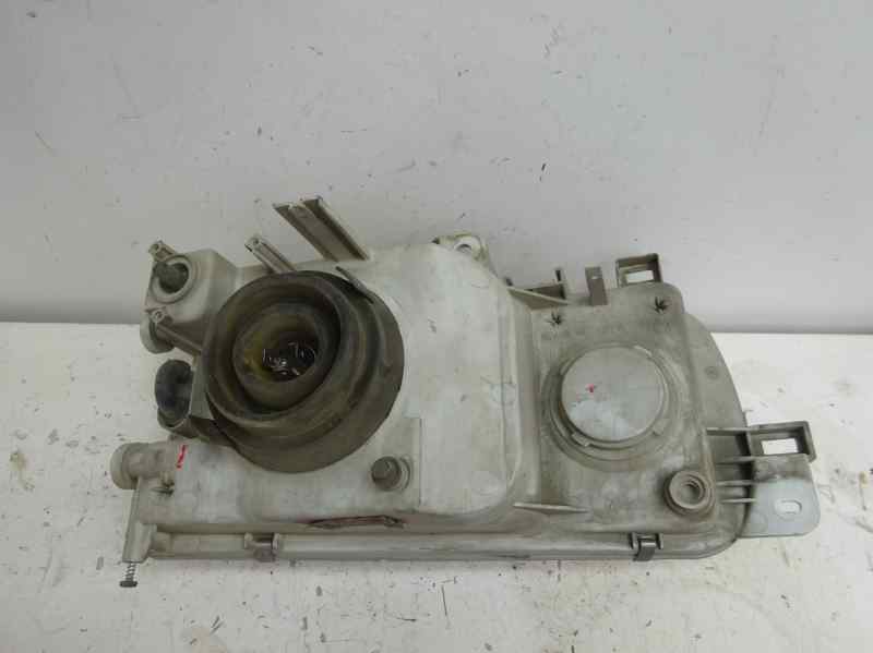 FARO DERECHO NISSAN SERENA 2.0 MT 67CV | 49KW